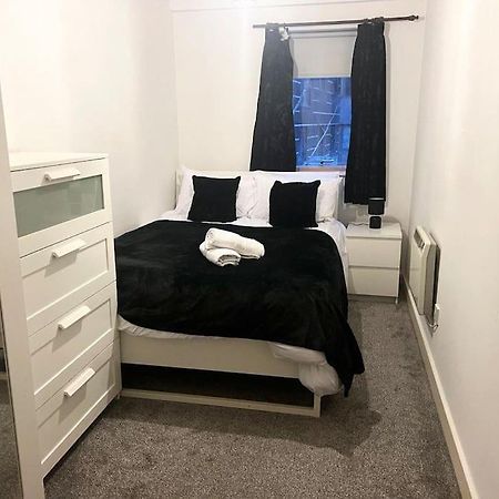 2 Bedroom City Center Apartment Manchester Exterior photo